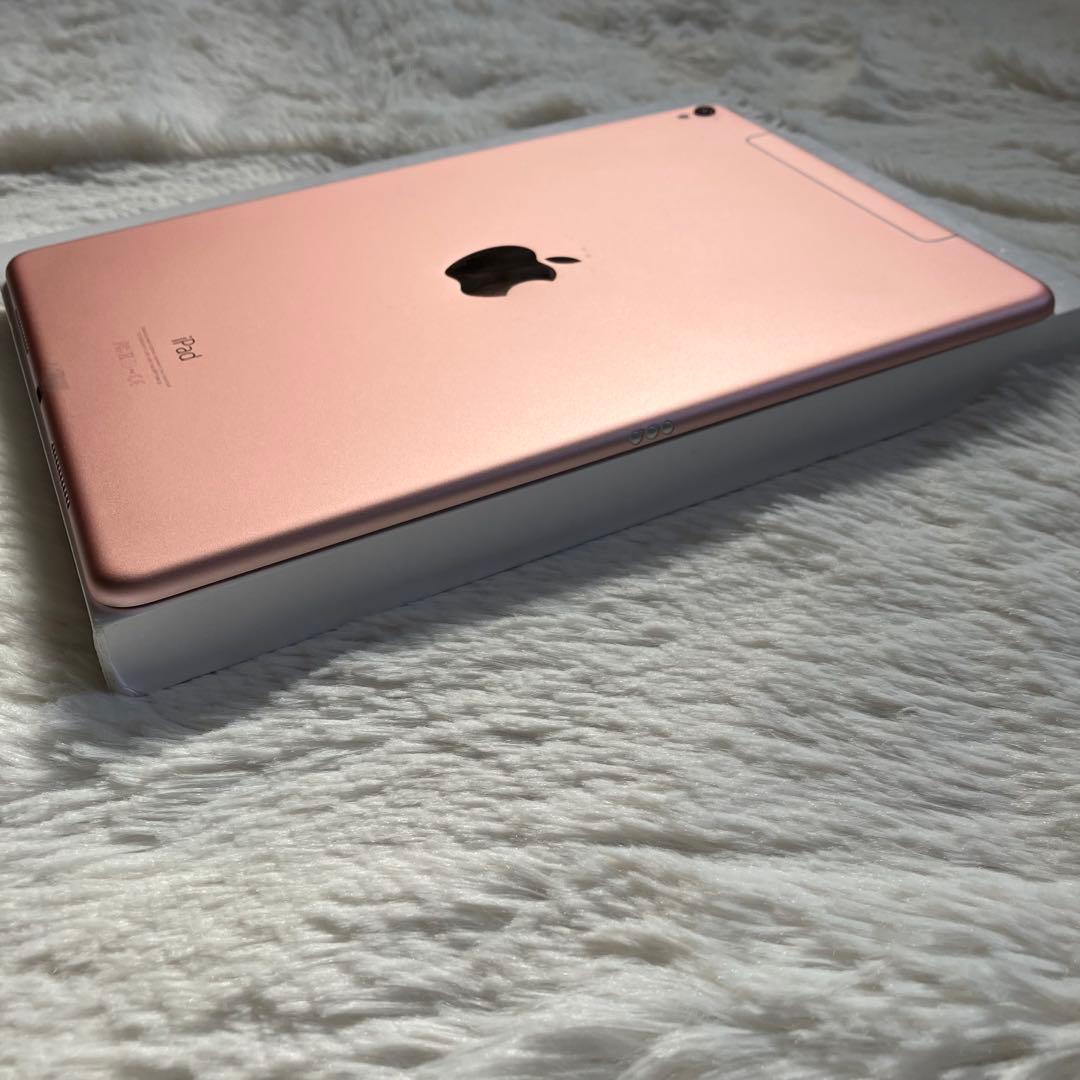 【早い者勝ち】iPad Pro 9.7 128GB SIMフリー【すぐ発送】