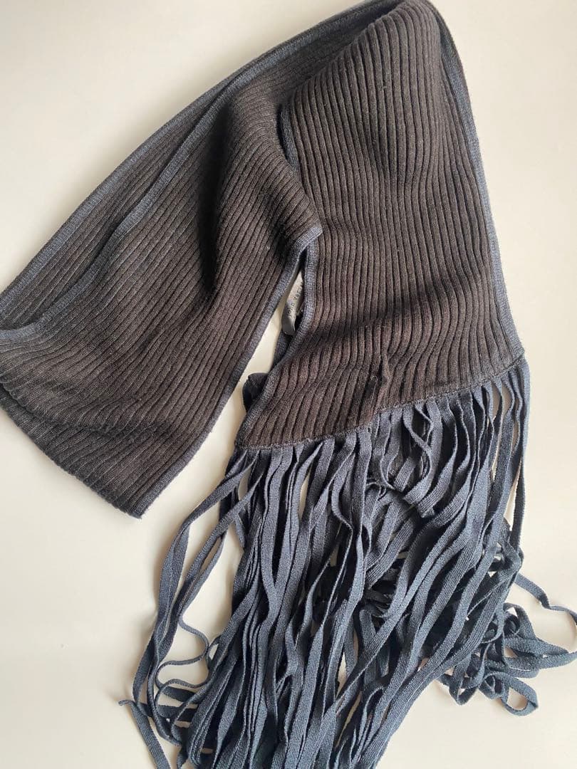 john varvatos マフラー