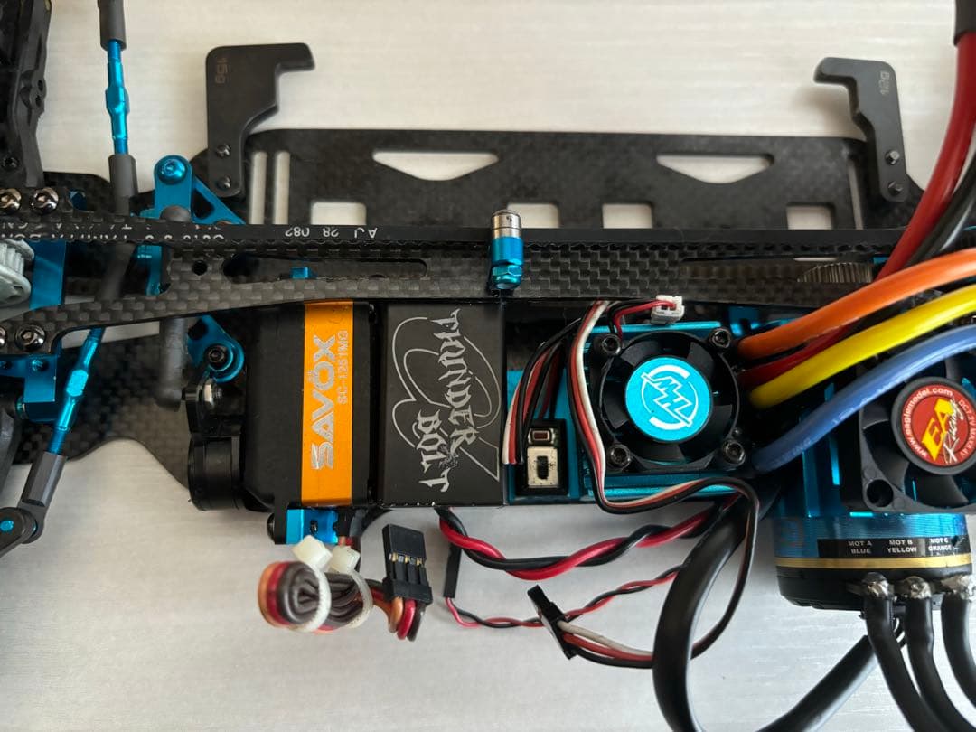 T*E様 限定版　タミヤ TRF417X シャーシキット　メカ付き、新品予備フレ