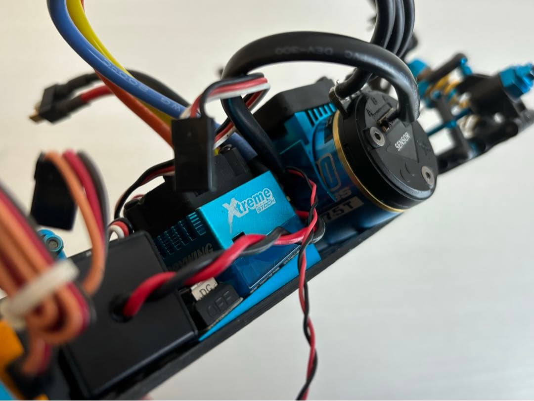 T*E様 限定版　タミヤ TRF417X シャーシキット　メカ付き、新品予備フレ