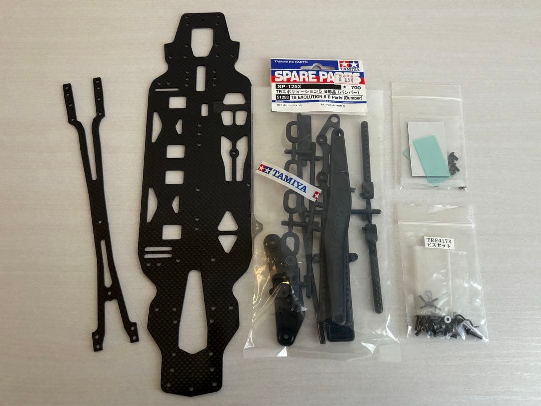 T*E様 限定版　タミヤ TRF417X シャーシキット　メカ付き、新品予備フレ