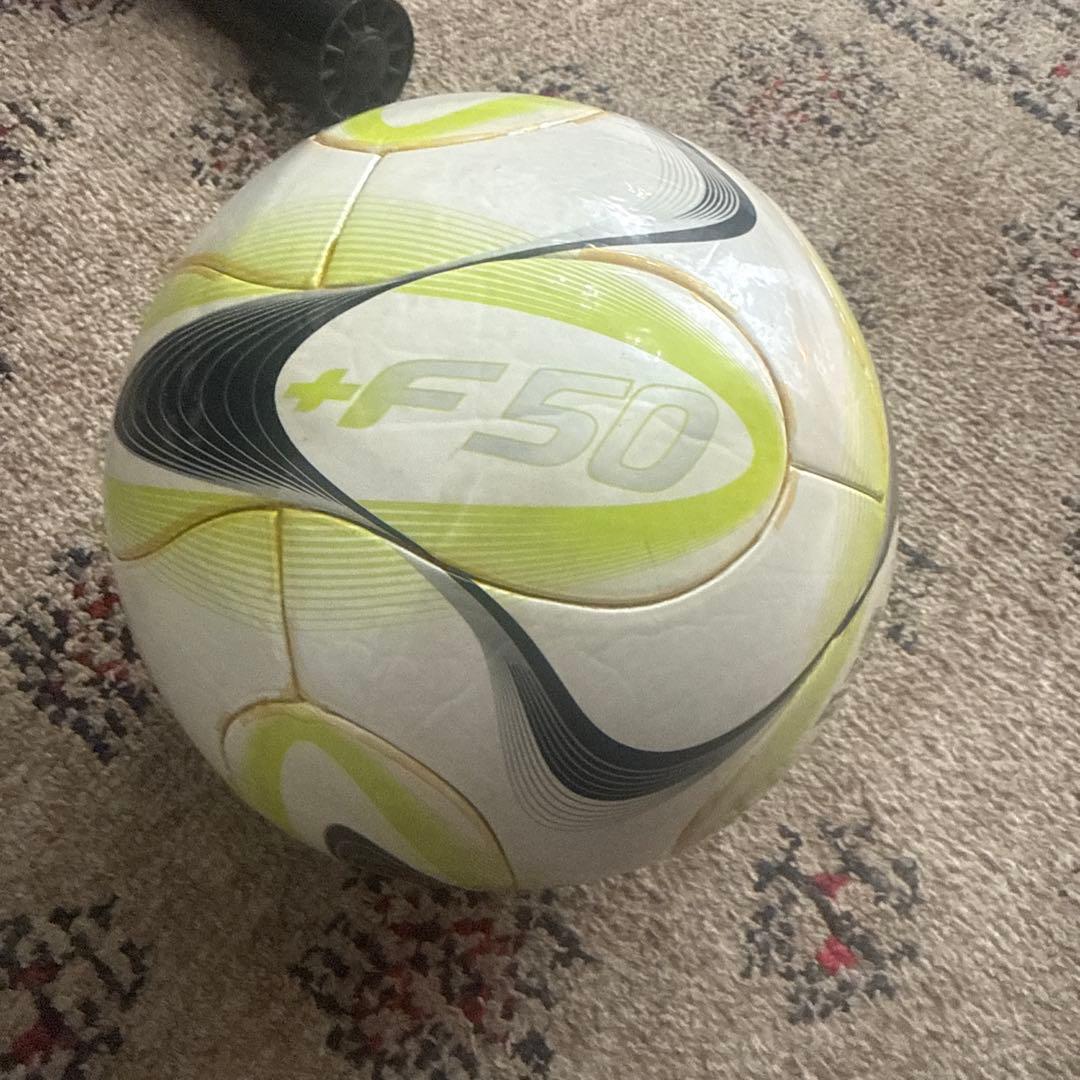 ゆ*う様 チームガイスト f50 adidas 公式球