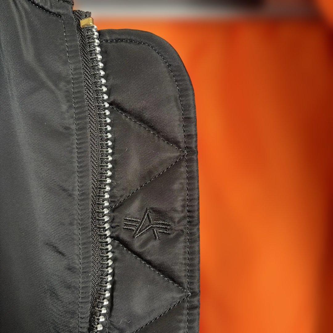 D*y様 Alpha Industries MA-1 フライトジャケット Sサイ