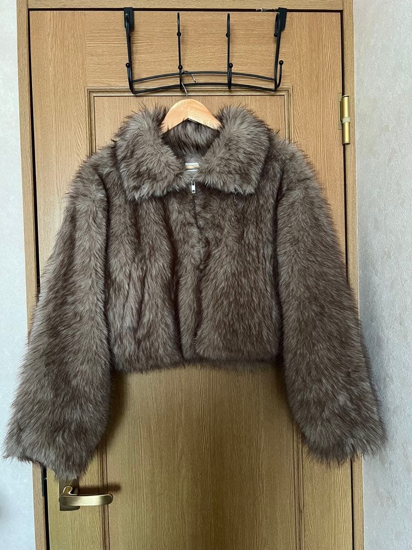 EVRIS ファイクファーショートブルゾン　モカ