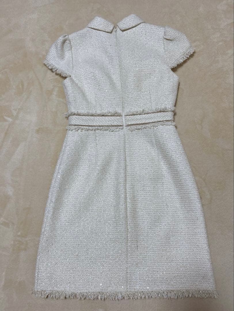 ROBE DE FLEURS ジッパー×襟付きツイードドレス