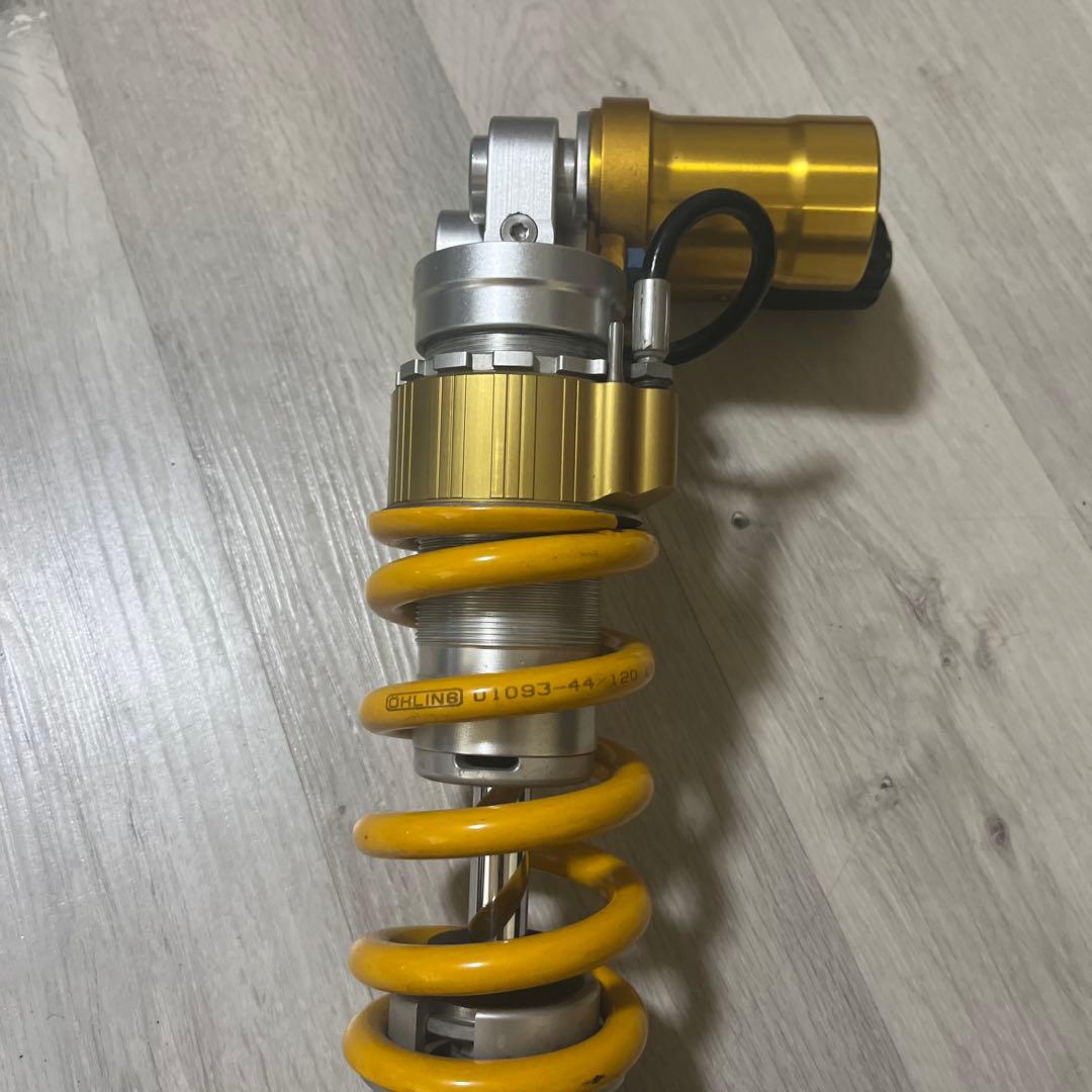 OHLINS トライアンフ　デイトナ/ストリートトリプル