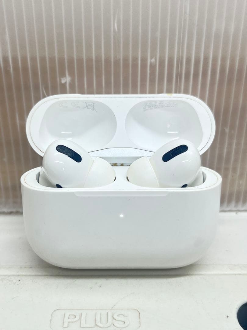 Apple AirPods Pro 第1世代　ワイヤレスイヤホン