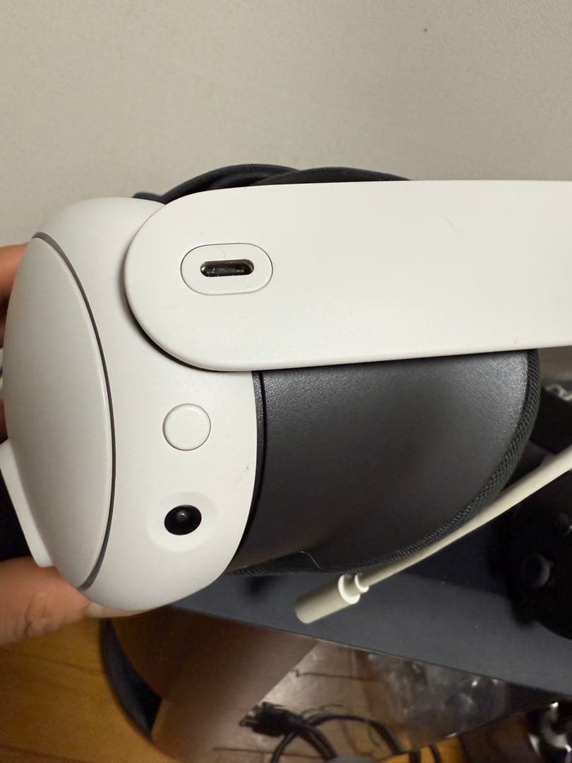  Quest 3 128GB 本体＋コントローラー