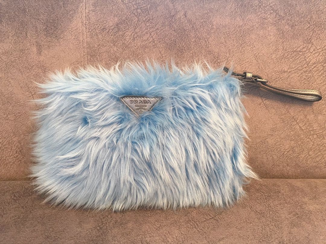 新品未使用 PRADA プラダ ライトブルー エコファー バッグ ポーチ