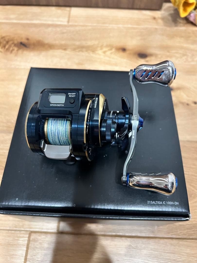 Daiwa ベイトリール ソルティガic IC100 リブレ　フィーノプラス
