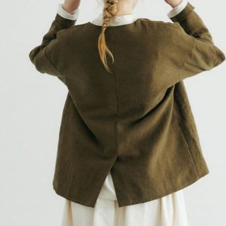 美品　MAGALI マガリ　リネンウールジャケット　カーキ