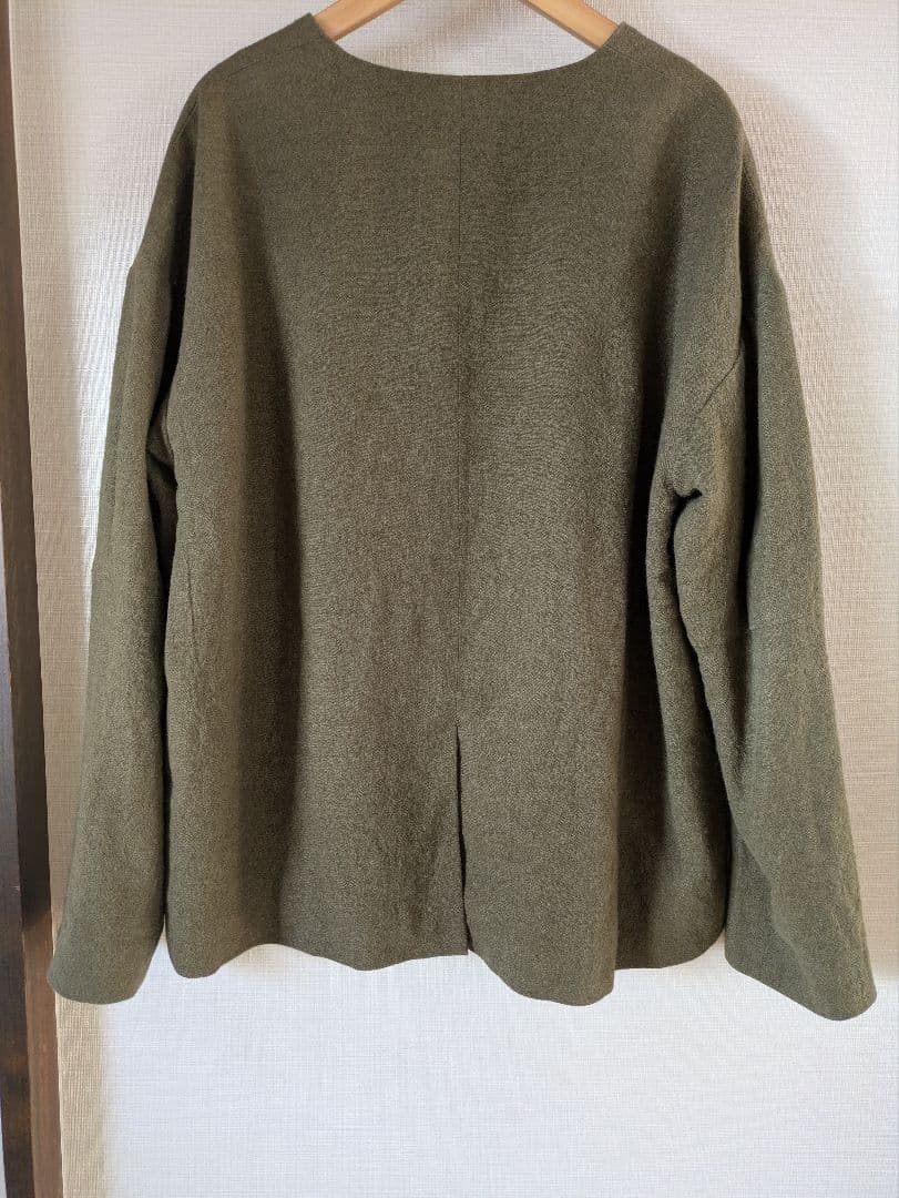 美品　MAGALI マガリ　リネンウールジャケット　カーキ