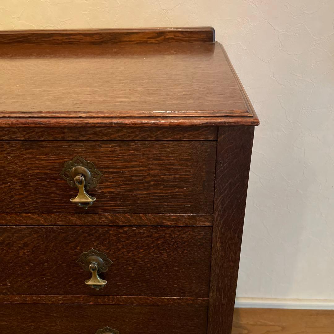 アンティーク オーク材　チェスト キャビネット　真鍮　キャスター