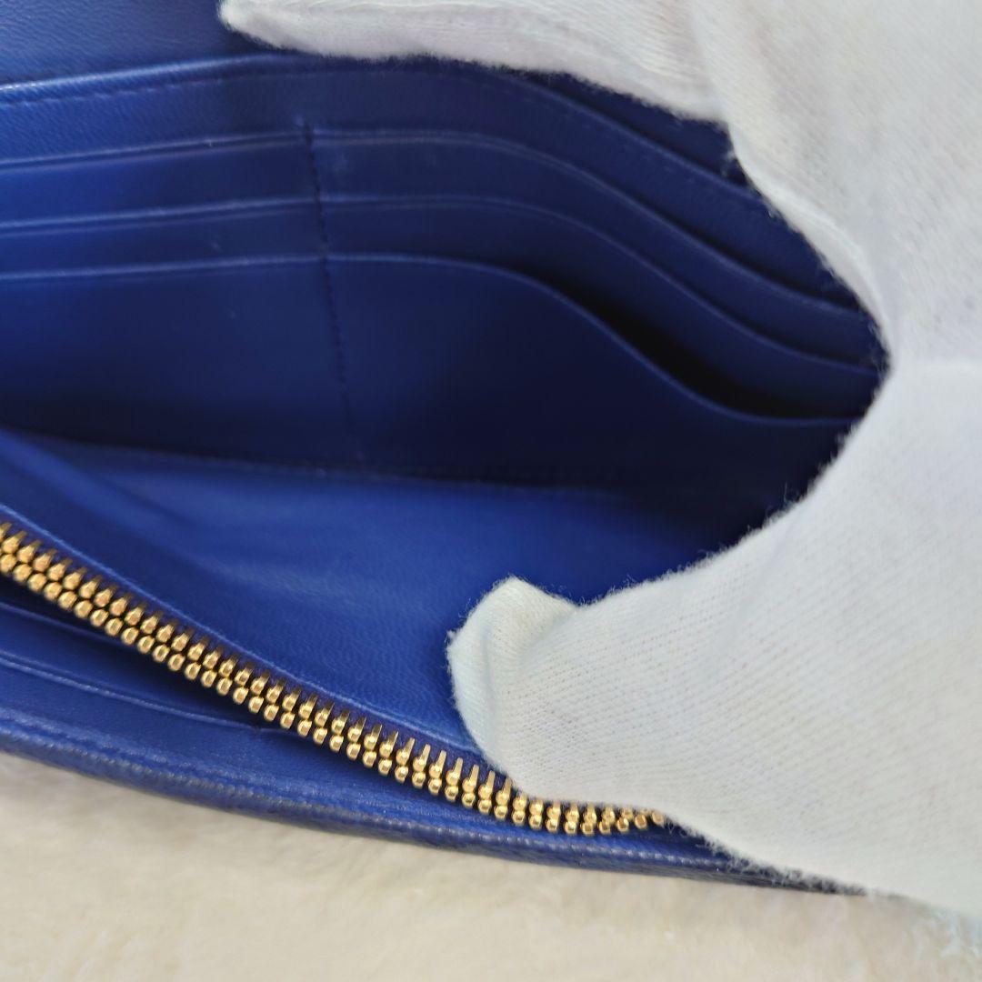 miu miu マテラッセ ネイビー 二つ折り長財布 5M1109