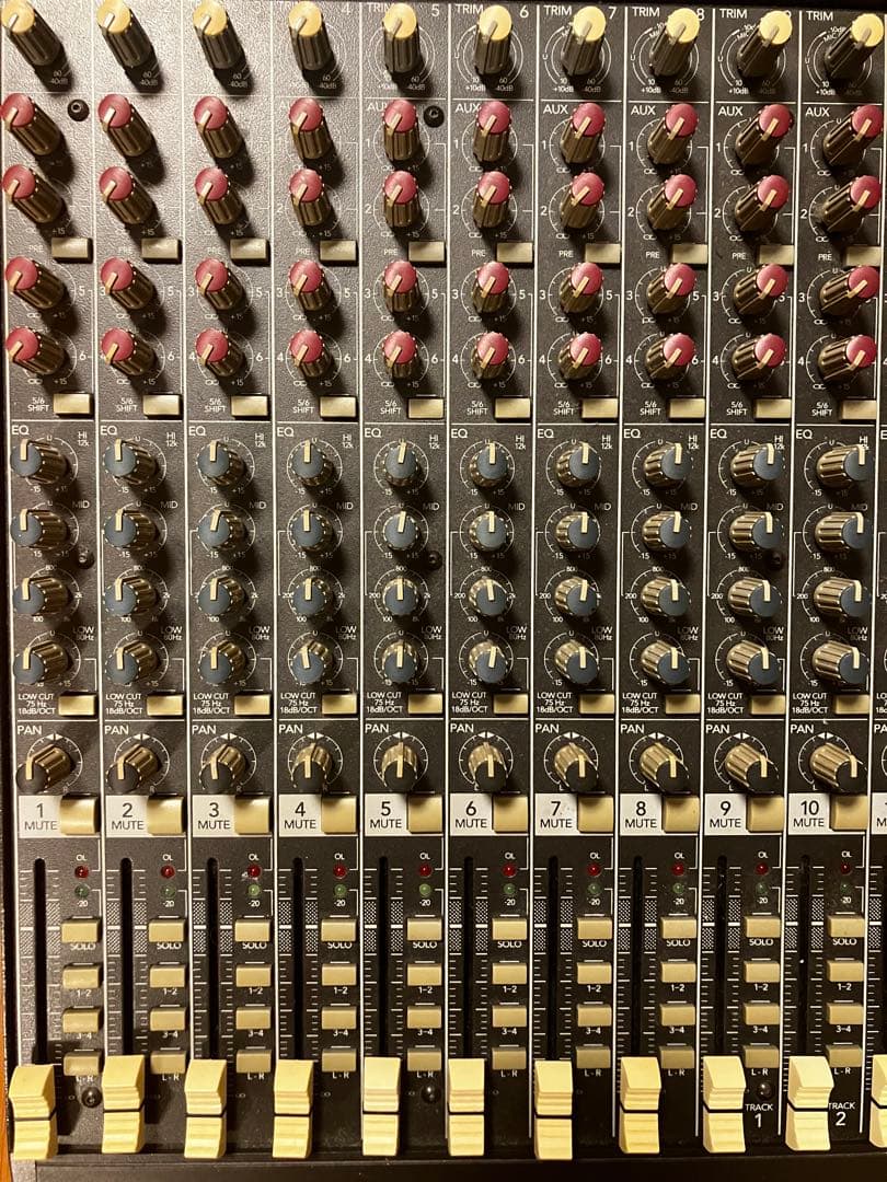 配信機器・PA機器・レコーディング機器 Mackie 1604-VLZ Pro