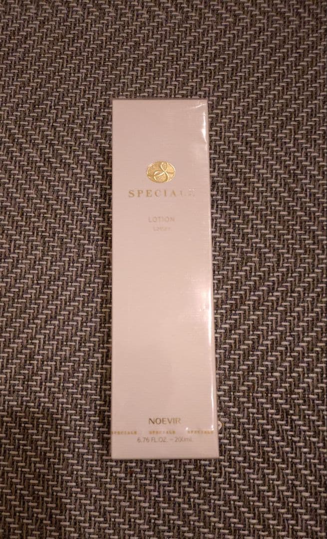 ＊ノエビア　スペチアーレ　薬用ローション＊ 新品・未開封