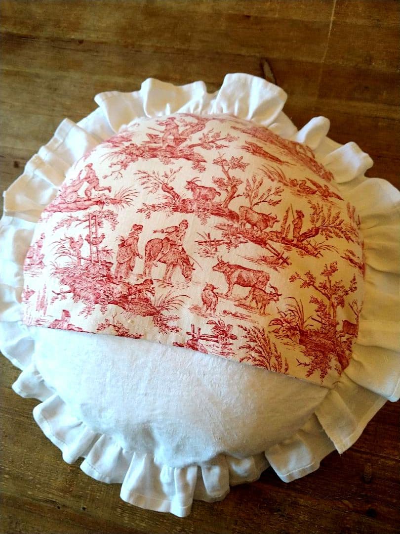 ※ごま様オーダー※ヨーロッパアンティーク　イニシャル　刺繍　レース　クッション