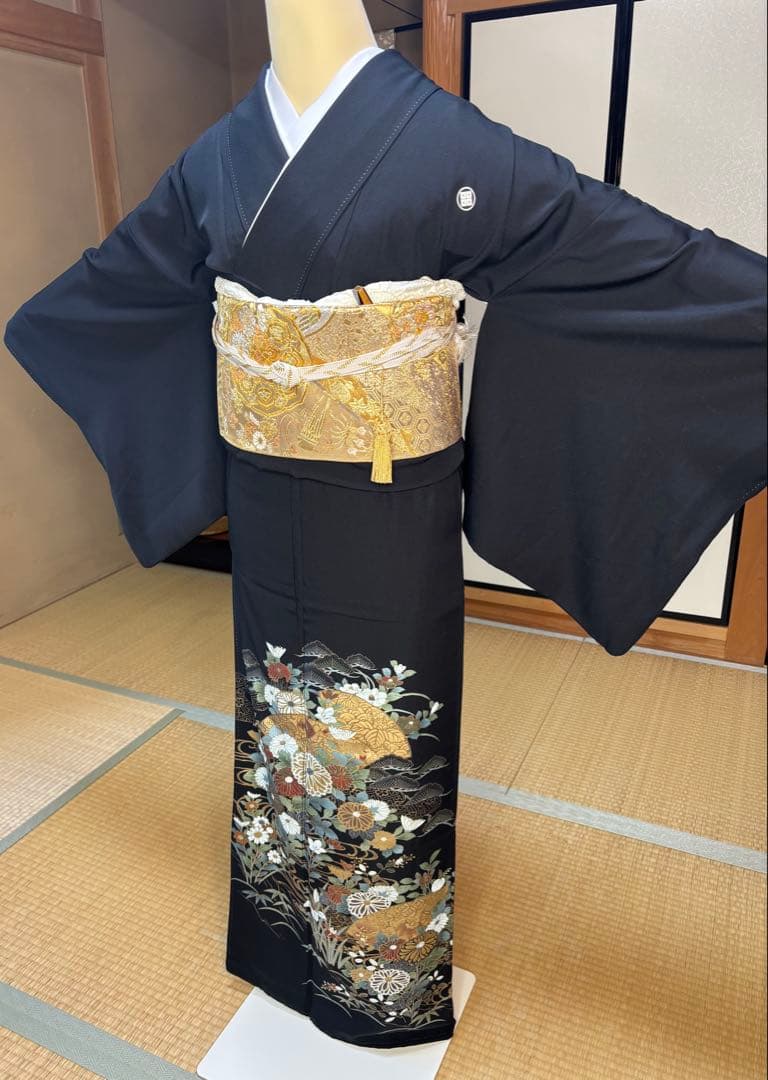 正絹豪華黒留袖6点フルセット　留袖　 袋帯　長襦袢　帯締め　帯揚げ　末広