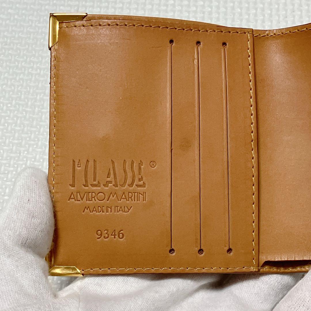 未使用PRIMA CLASSE プリマクラッセ 二つ折り財布　世界地図　クリップ