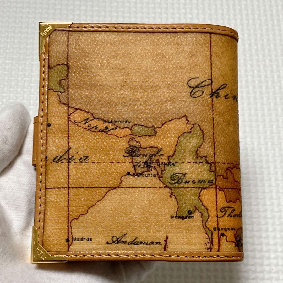 未使用PRIMA CLASSE プリマクラッセ 二つ折り財布　世界地図　クリップ