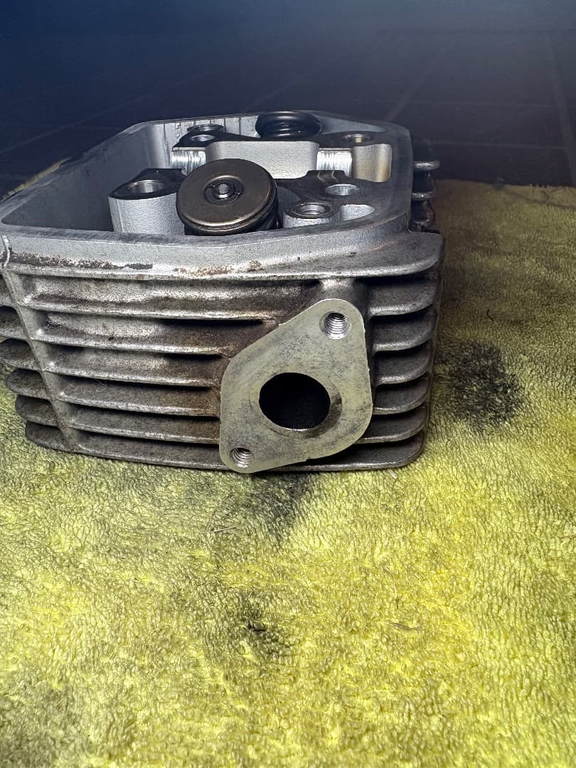 エイプ50(キャブ車) 純正シリンダーヘッド 実働