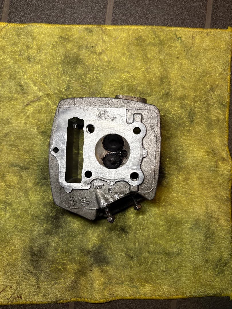 エイプ50(キャブ車) 純正シリンダーヘッド 実働