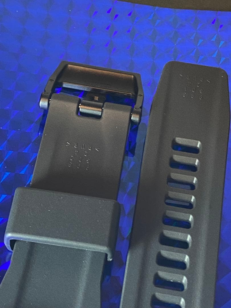 専用出品です。【 名品 ほぼ新品 】 GA-2200BB 電池新品10,000円