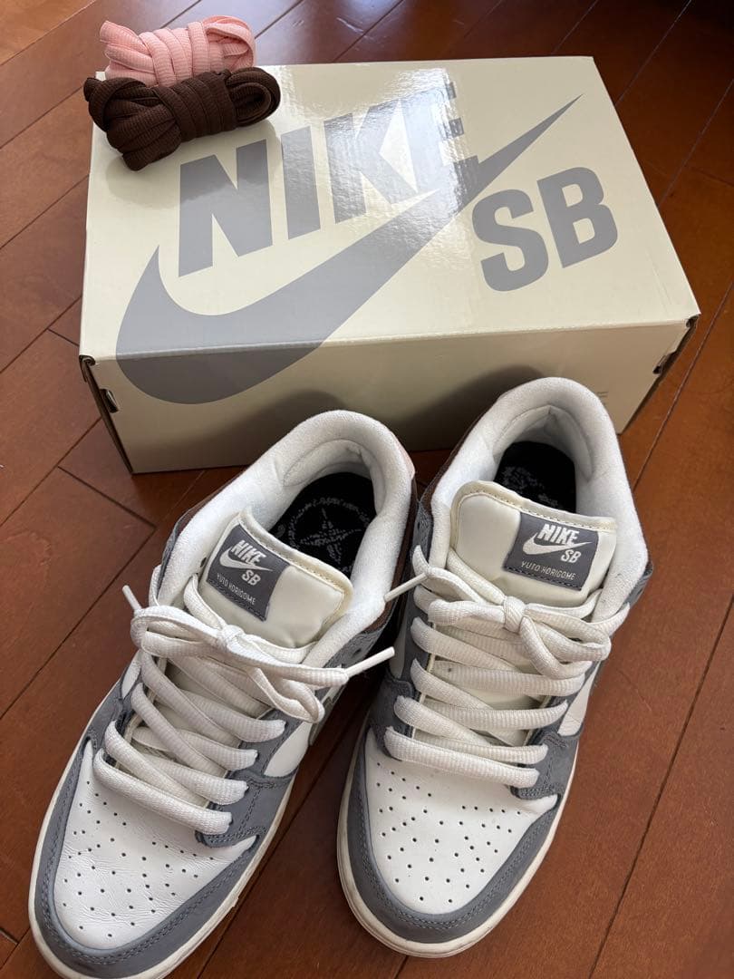 NIKE SB スニーカー ホワイト/グレー