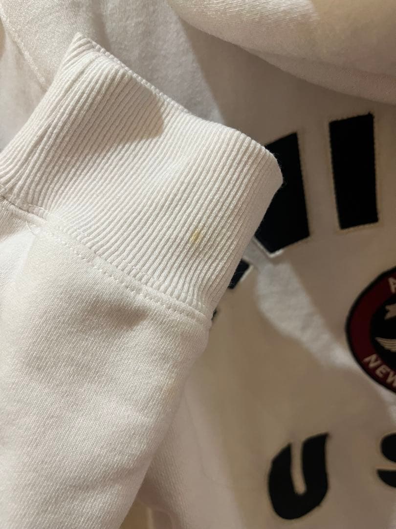 ぺ*ー様 AVIREXパーカー白