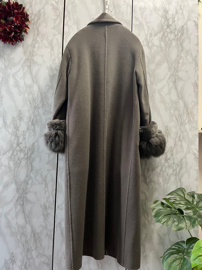 グレースコンチネンタル　ファー付きロングコート　グレー
