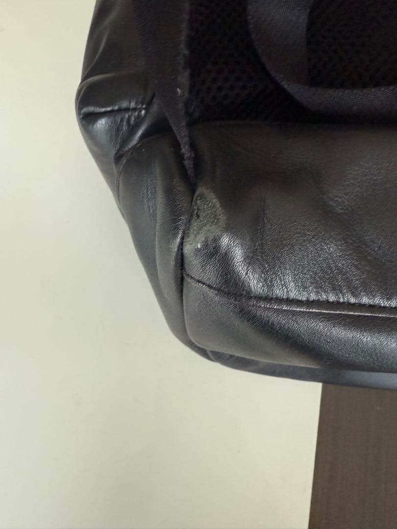 激安！コーチ　レザー バックパック 黒