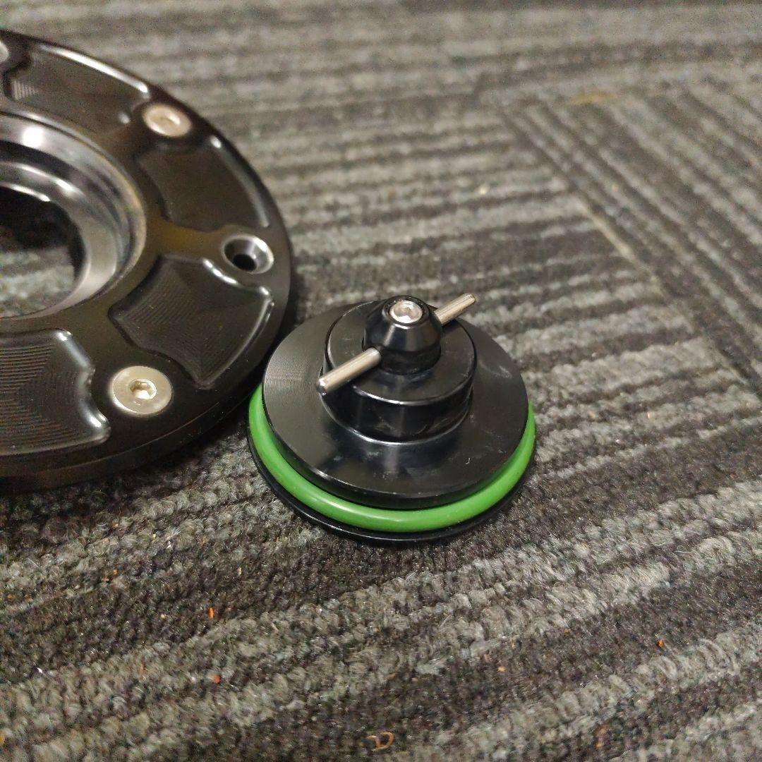 アコサット タンクキャップ KTM 390 790DUKE RC390