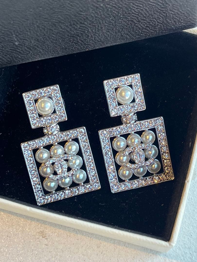 【極美品】CHANEL EARRINGS ココマーク メタルパール ピアス