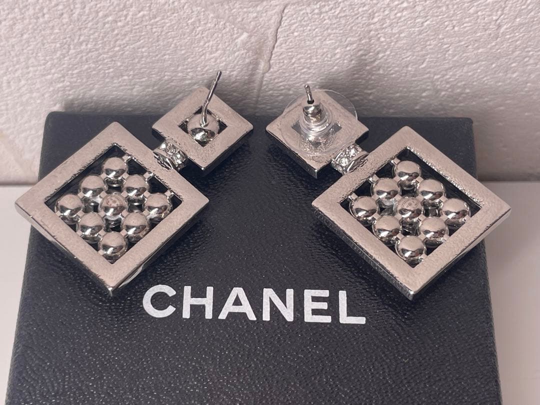 【極美品】CHANEL EARRINGS ココマーク メタルパール ピアス