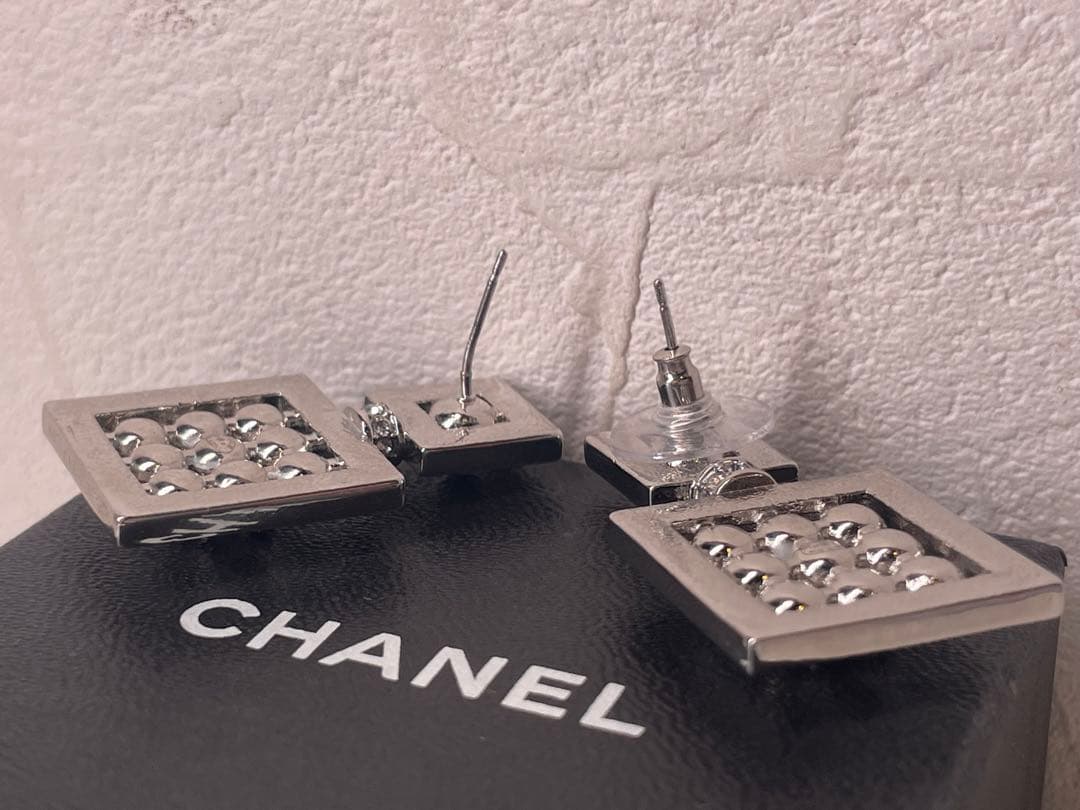 【極美品】CHANEL EARRINGS ココマーク メタルパール ピアス