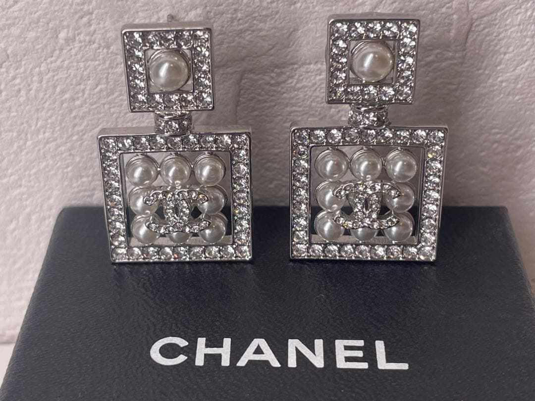 【極美品】CHANEL EARRINGS ココマーク メタルパール ピアス