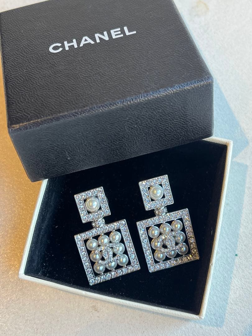 【極美品】CHANEL EARRINGS ココマーク メタルパール ピアス