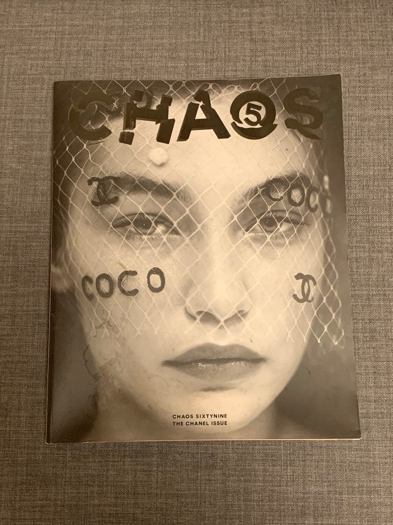 CHANEL ポスターブックCHAOS SIXTYNINE