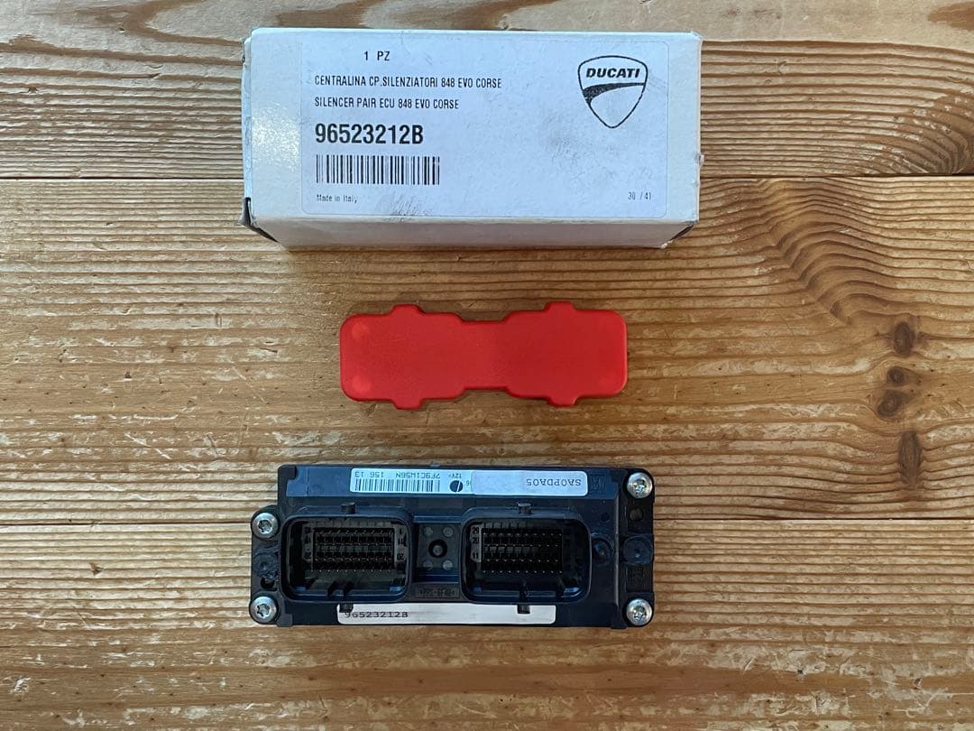 実動 ドゥカティ 848evoコルセse ECU 96523212B