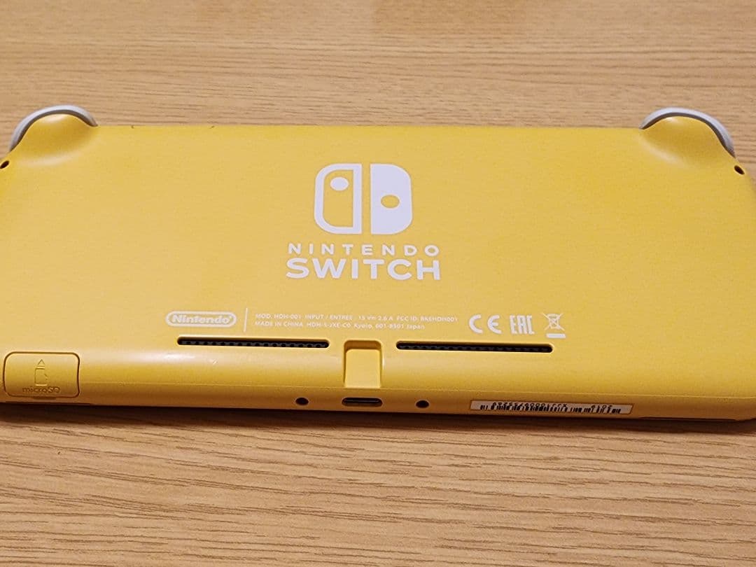 Nintendo Switch Lite イエロー 本体 ACアダプター&箱付き