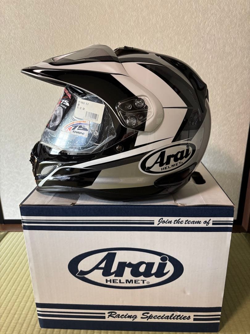 アライヘルメット　ツアークロス3 フレア　シルバー　未使用品