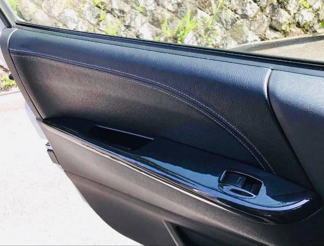 ♦️ マイスタイル ❗️ フロントドアパネル　ユーロステッチレザー調生地