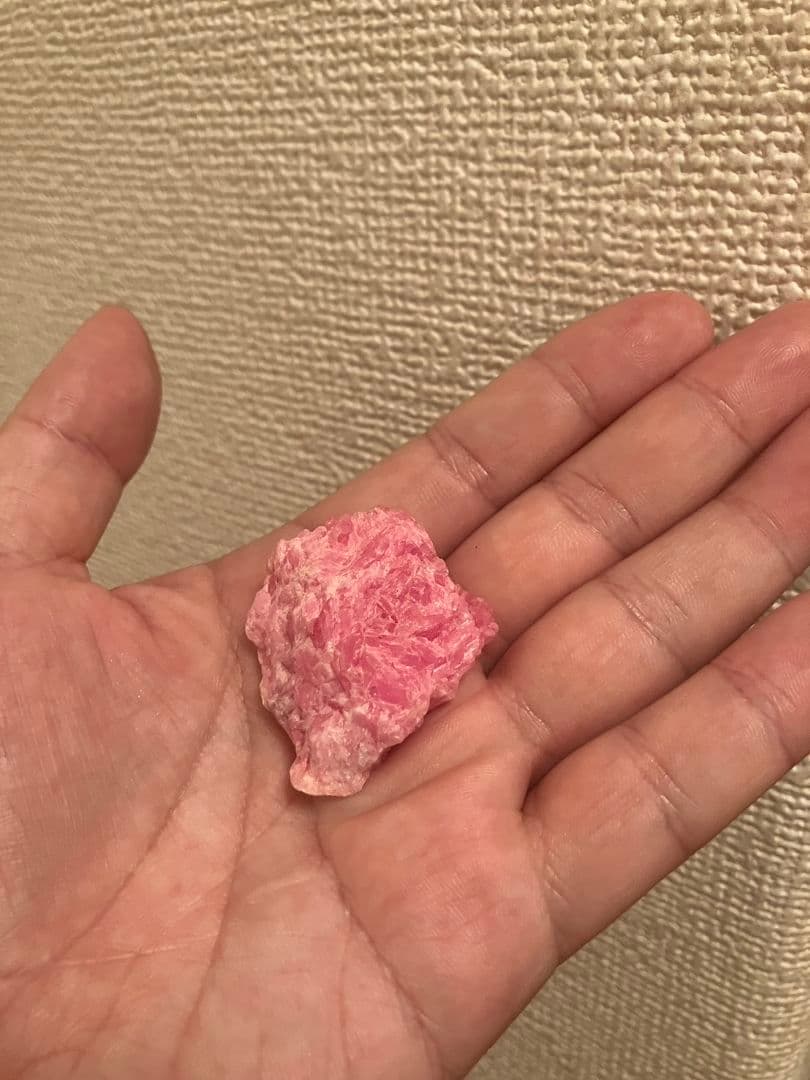 高品質‼️コレクションサイズ‼️北海道稲倉石鉱山産　ロードクロサイト原石