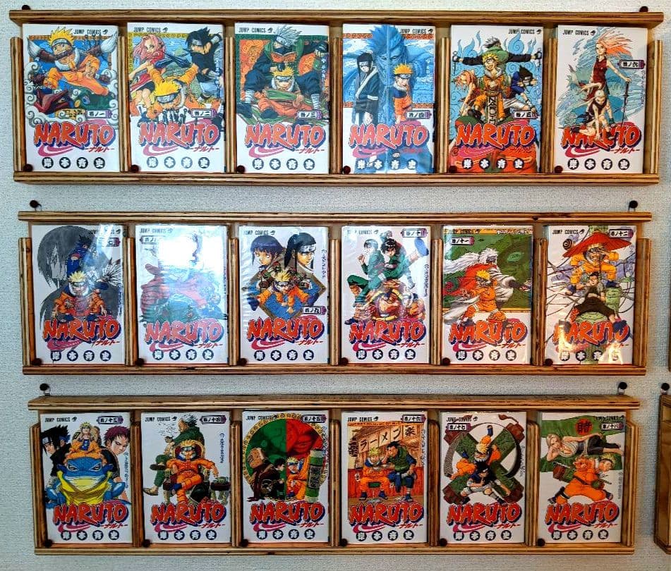 【壁掛本棚付】NARUTO全72巻&表紙を飾れるコミックラック 6冊用×12個