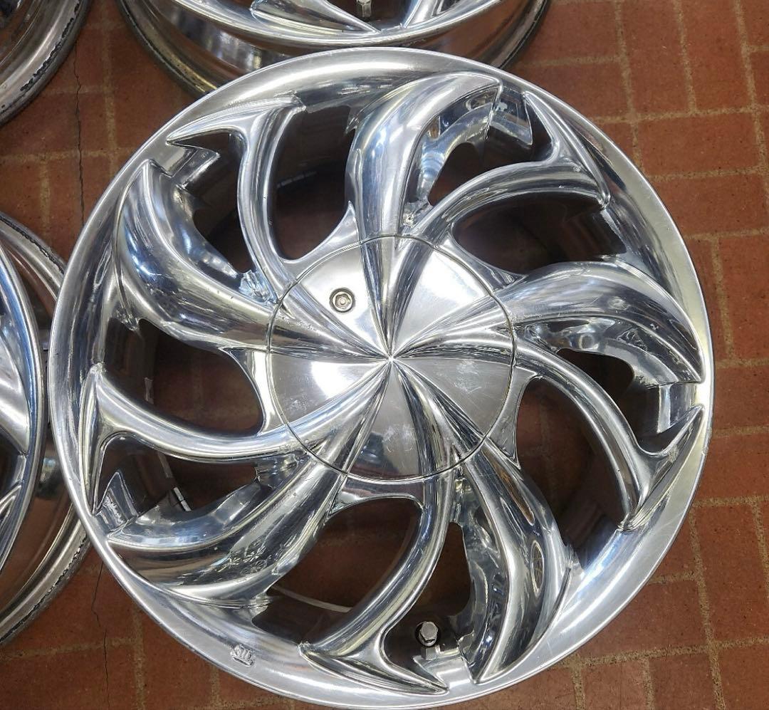 シュティッヒ エクスプローラー メッキホイール 15インチ 4本セット