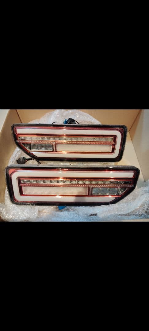 ジムニー　シエラ　LEDテールランプ　JB64　JB74