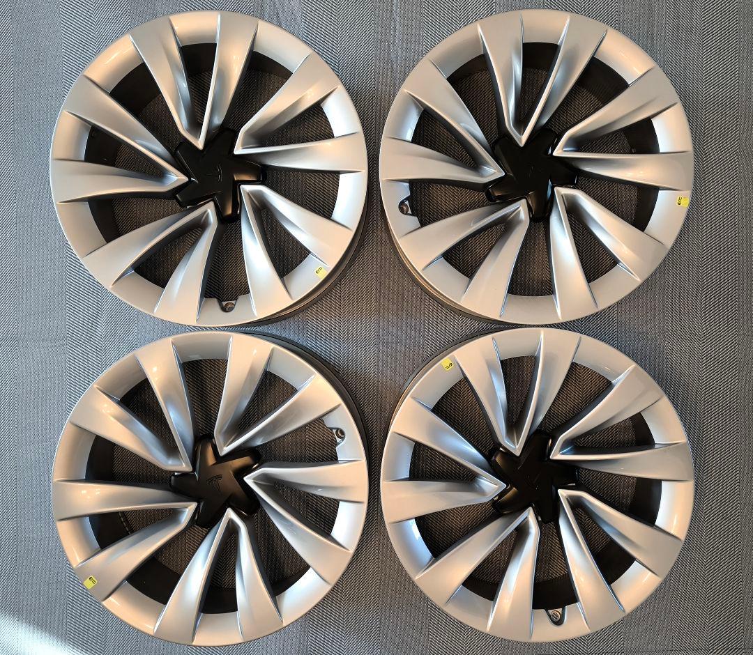 新車外し 2025テスラ 新型モデルY 純正20インチ ホイールセット