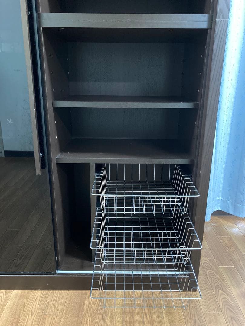 ☆ アクタス ダークブラウン 食器棚・キッチンボード ブラックガラス ☆