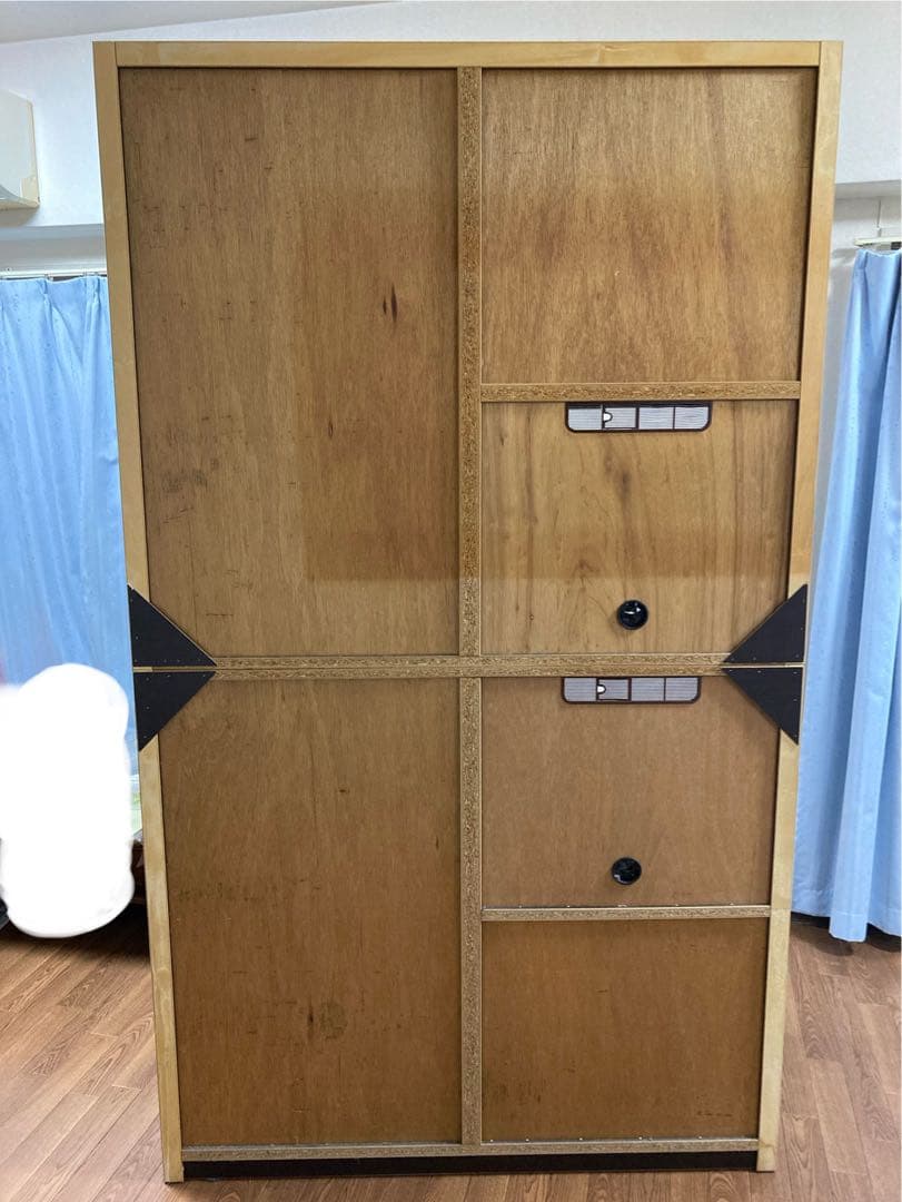 ☆ アクタス ダークブラウン 食器棚・キッチンボード ブラックガラス ☆