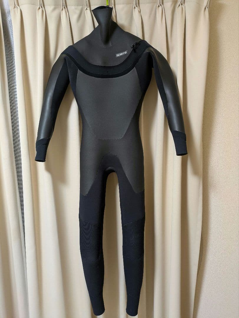 ウェットスーツ　ビーウェット　メンズ　セミドライ